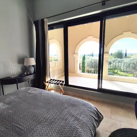 Magnifique De Gamme A فيلة Uzès